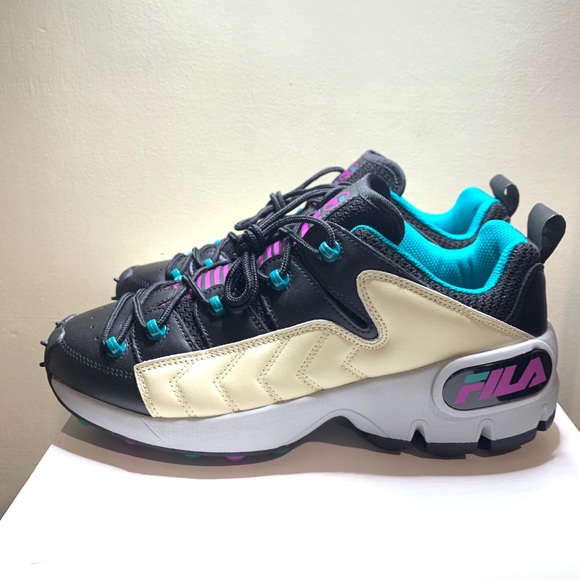 Fila - Picture 4 of 10